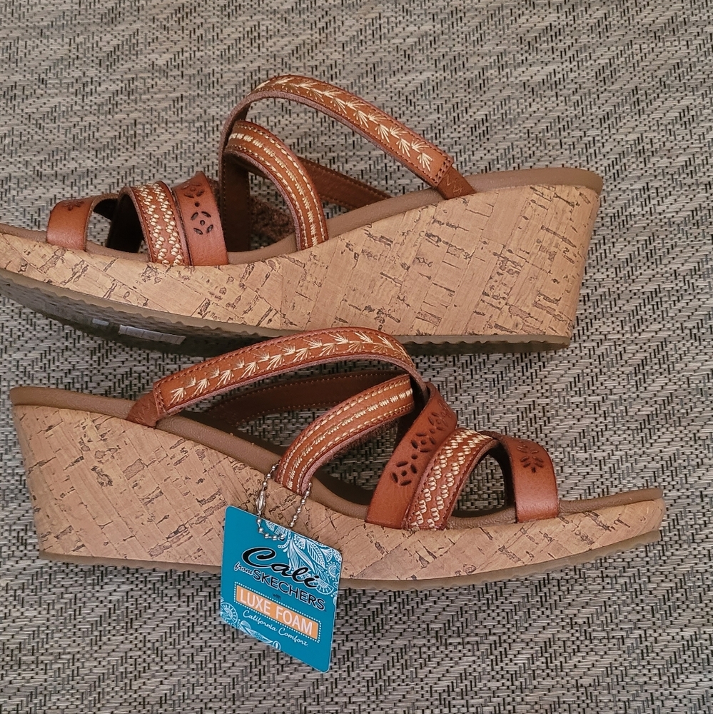 Skechers Tan Strappy Sandals - Picture 2 of 5